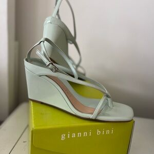 Gianni Bini Mint Wedge Sandals - NWT